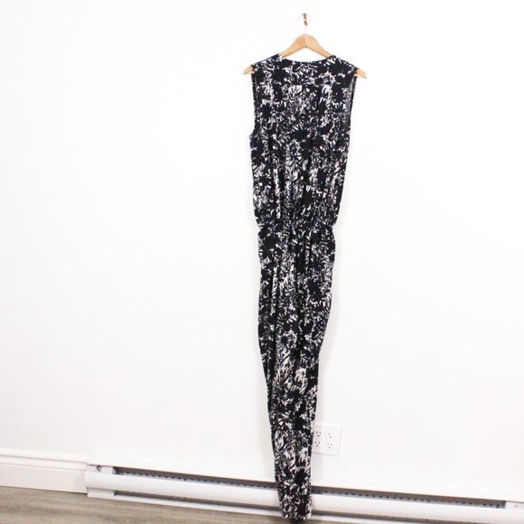 *Buffalo Black & White Jumpsuit - Picture 5 of 8